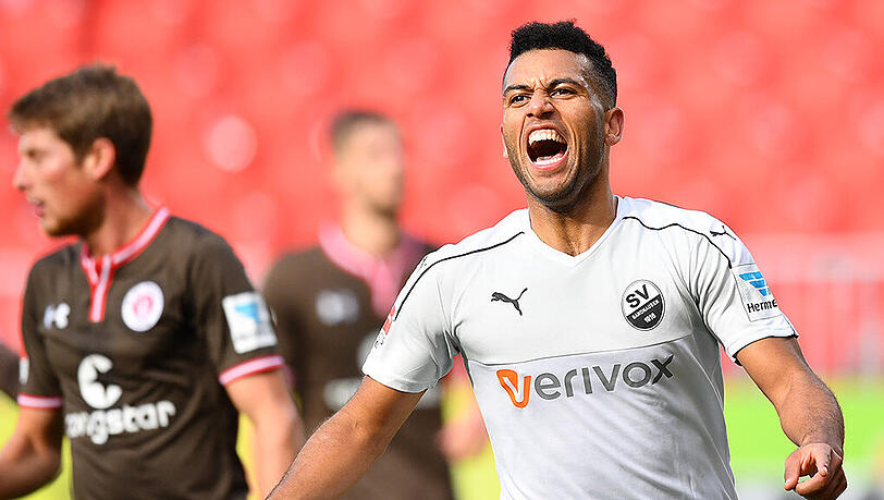 Sandhausens Andrew Wooten jubelt über sein Tor zum 3:0 gegen den FC St. Pauli. Sandhausens Andrew Wooten jubelt über sein Tor zum 3:0 gegen den FC St. Pauli.