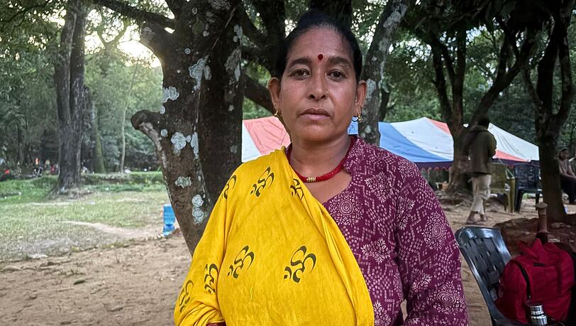 "Nichts ist sicher", sagt die 49-jährige Nepalesin Parbati Adhikari. "Nichts ist sicher", sagt die 49-jährige Nepalesin Parbati Adhikari.
