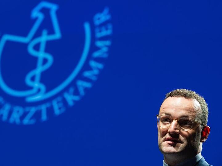 Gesundheitsminister Spahn spricht zu Beginn des 122. Deutschen Ärztetages in Münster. Der CDU-Politiker hat die Ärzte aufgefordert, bei einer schnelleren Einführung digitaler Angebote für Patienten mitzuziehen.