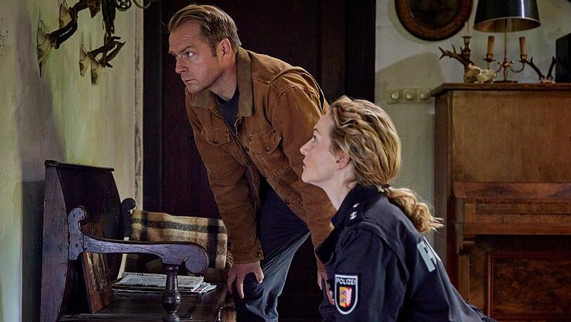 "Nord bei Nordwest: Auf der Flucht": Hannah Wagner (Jana Klinge) und Hauke Jacobs (Hinnerk Schönemann) am Tatort "Nord bei Nordwest: Auf der Flucht": Hannah Wagner (Jana Klinge) und Hauke Jacobs (Hinnerk Schönemann) am Tatort