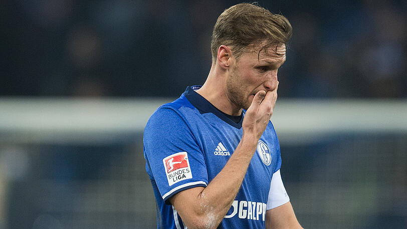 Benedikt Höwedes ist seit der Saison 2011/2012 Mannschaftskapitän des FC Schalke 04.