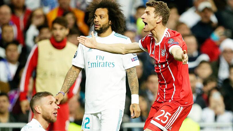 Weltmeister beim FC Bayern: Thomas Müller (re.).
