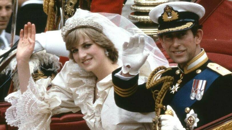 Prinzessin Diana und Prinz Charles bei ihrer Hochzeit am 29. Juli 1981