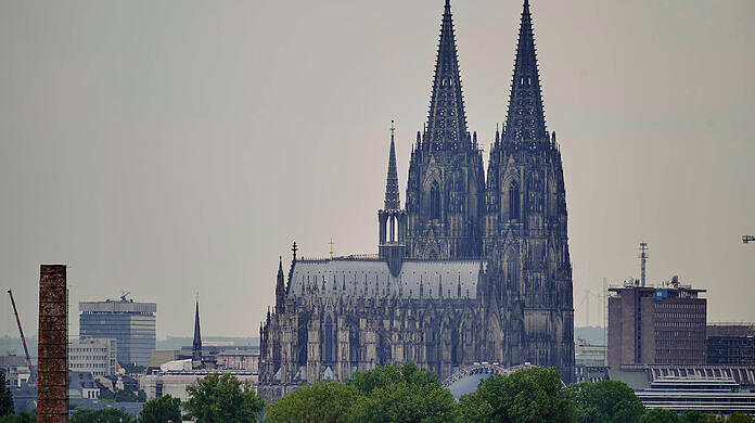 Der Kölner Dom von außen.