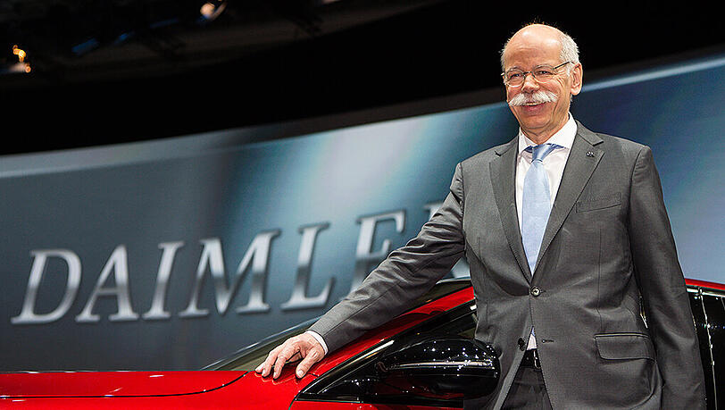 Dieter Zetsche, Vorstandsvorsitzender der Daimler AG: Dax-Vorstände verdienen weniger - Aber 50 Mal so viel wie Angestellte Dieter Zetsche, Vorstandsvorsitzender der Daimler AG: Dax-Vorstände verdienen weniger - Aber 50 Mal so viel wie Angestellte