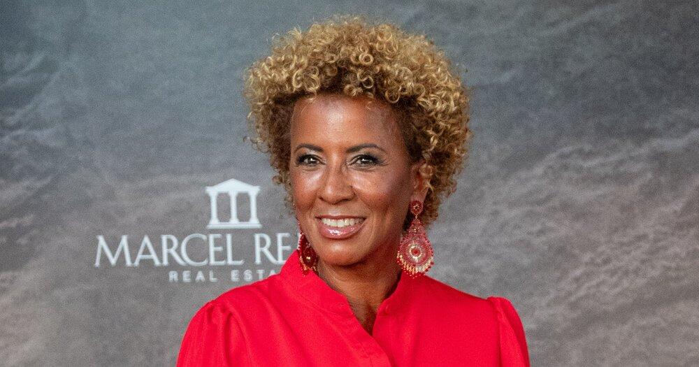 Mit-Babyfoto-Arabella-Kiesbauer-gratuliert-Tochter-zum-18-Geburtstag