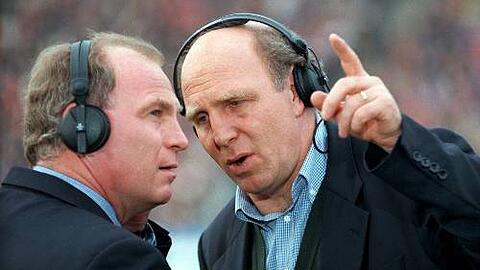 Bayern-Manager Uli Hoeneß (l.) mit seinem ein Jahr jüngeren Bruder Dieter Hoeneß.