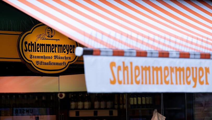 Ein Foto aus der Zeit, als der Schlemmermeyer noch auf dem Viktualienmarkt war. Nun ist der Stand neu vergeben worden.