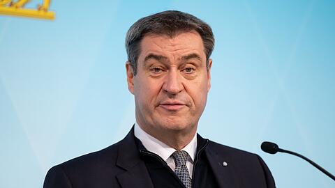 Möglicherweise verhängnisvolle Informationen für Markus Söder sind aus der Staatskanzlei gedrungen.