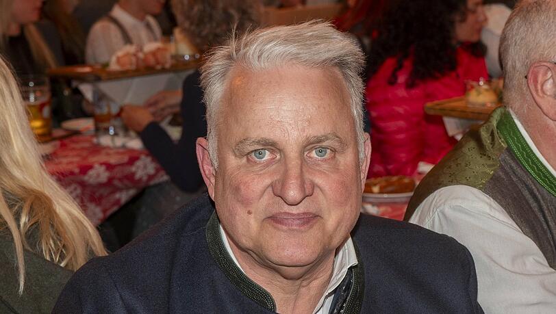 Christian Schottenhamel. Christian Schottenhamel.