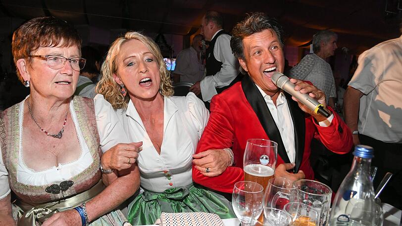 Peter Grimberg (Entertainer) mit Heidi Beckenbauer mit Mutter Margret Burmester