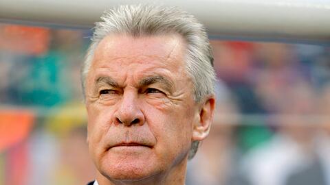 Ex-Trainer Ottmar Hitzfeld sieht keinen Favoriten im deutschen Champions-League-Duell.