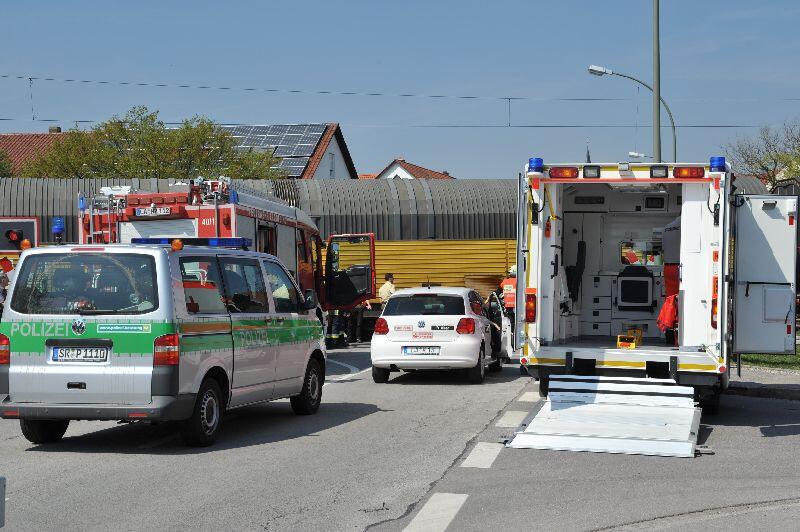 Ein alkoholisierter Radfahrer wird in Erdolging von einem Zug erfasst.