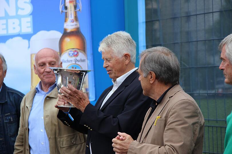Die Löwen-Legenden auf dem Fanfest.