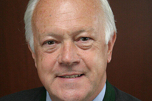 Hans-Peter Uhl: Der CSU-Bundestagsabgeordnete (66) war bis 1998 Kreisverwaltungsreferent vonMünchen und zuständig für Ausländer