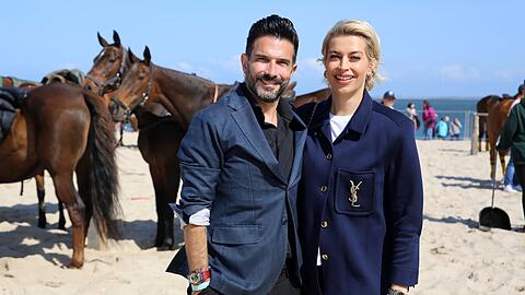 Marc Terenzi und Verena Kerth am Strand von Sylt