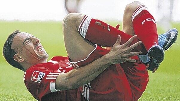 Franck Ribéry leidet noch immer an seiner Knieverletzung. Franck Ribéry leidet noch immer an seiner Knieverletzung.