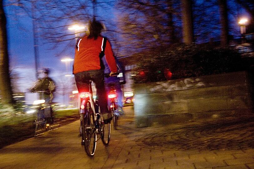 Mit funktionierender Beleuchtung geht's sicher durch den Verkehr.