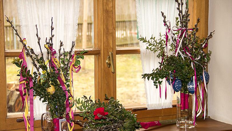 Selbstgebundene Plamwedel sind zum Osterfest Pflicht! Selbstgebundene Plamwedel sind zum Osterfest Pflicht!