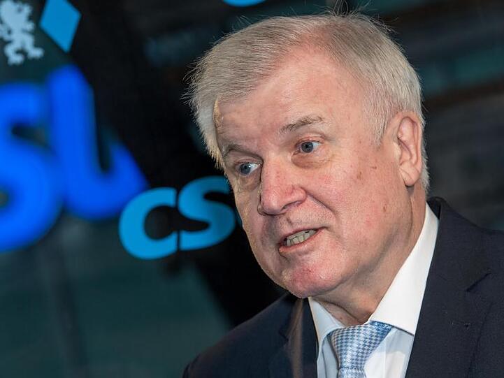 Horst Seehofer (CSU), CSU-Parteivorsitzender und Bundesminister des Inneren, Bau und Heimat. Foto: Peter Kneffel/Archiv