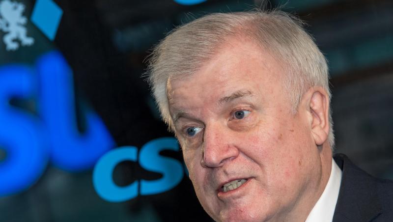 Horst Seehofer (CSU), CSU-Parteivorsitzender und Bundesminister des Inneren, Bau und Heimat. Foto: Peter Kneffel/Archiv