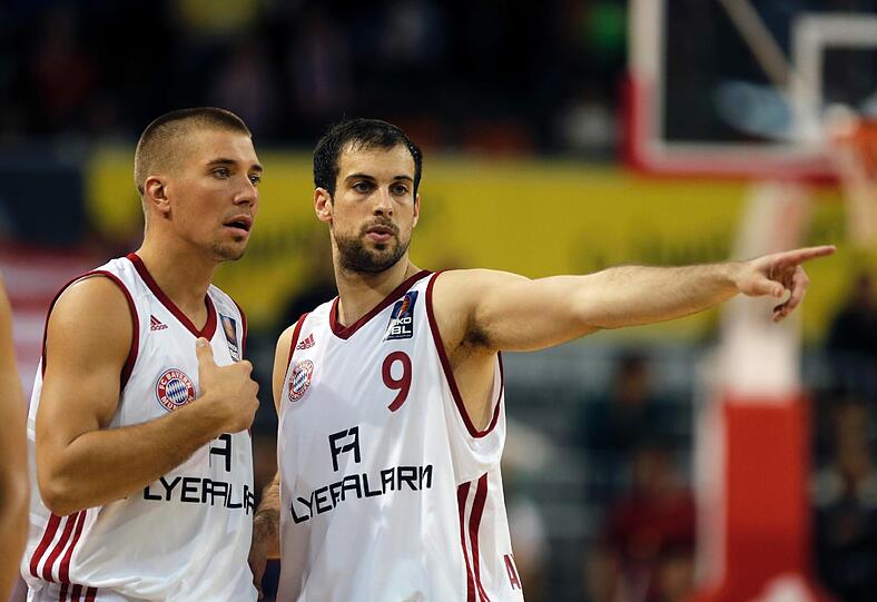 Kapitän Steffen Hamann und Star-Zugang Yotam Halperin.