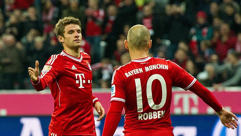 Thomas Müller (l.) hat diese Saison schon 13 Pflichtspieltore für den FC Bayern München erzielt. Thomas Müller (l.) hat diese Saison schon 13 Pflichtspieltore für den FC Bayern München erzielt.