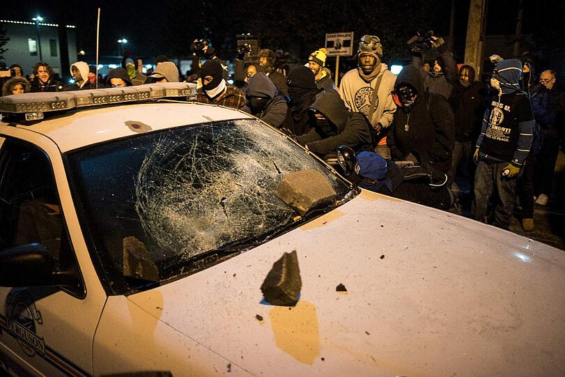 Neue Proteste wegen des Gerichtsentscheids über Michael Brown: Unruhen in New York, Los Angeles, San Francisco - Die Bilder...