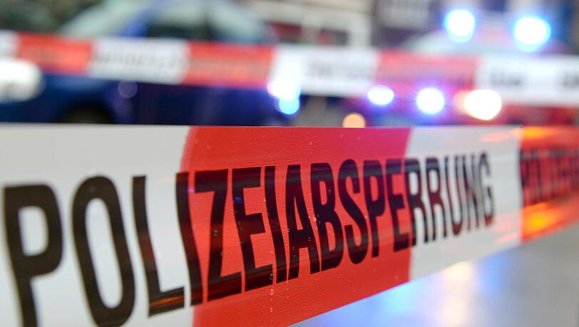 Die Polizei leitete direkt nach dem Fund des Mannes die Fahndung ein. (Symbolbild) Die Polizei leitete direkt nach dem Fund des Mannes die Fahndung ein. (Symbolbild)