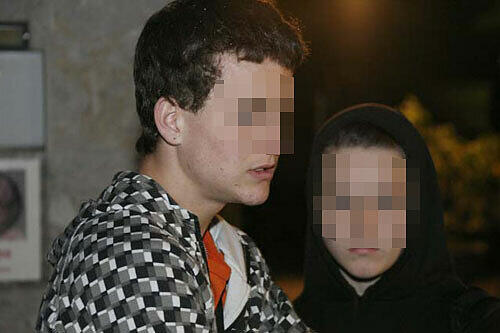 Allen und Trissy kurz vor ihrer Abschiebung