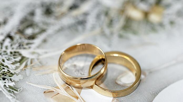 Juwelier Fridrich: Ihr Experte für individuelle und hochwertige Trauringe.