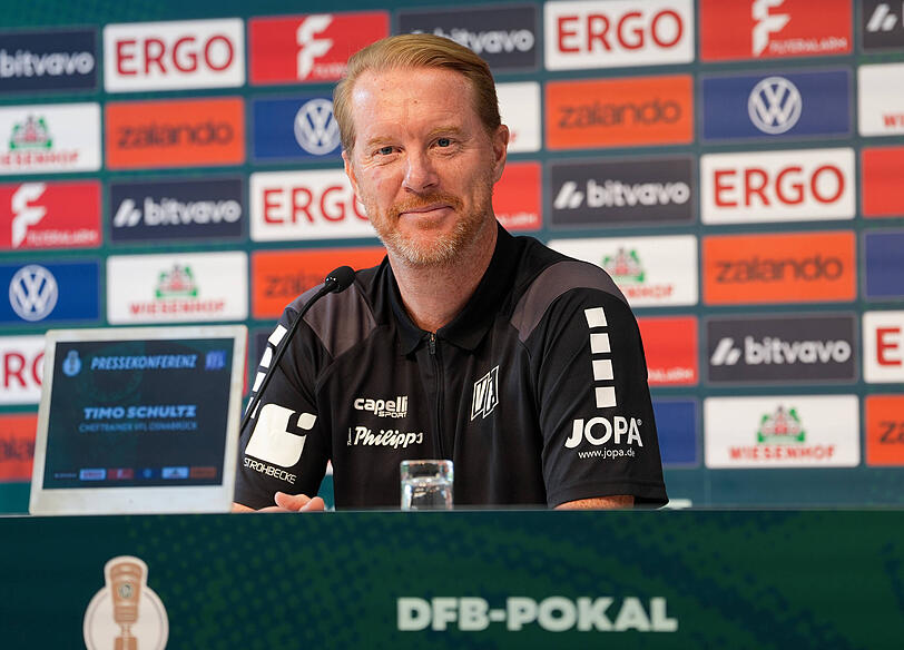 Osnabrück-Trainer Timo Schultz geht selbstbewusst in das Duell gegen den FC Bayern. Osnabrück-Trainer Timo Schultz geht selbstbewusst in das Duell gegen den FC Bayern.