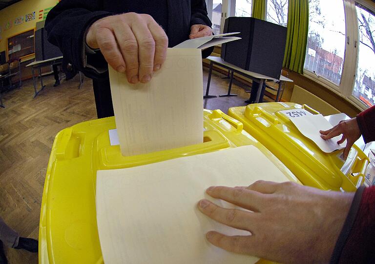 Panne vor der Landtagswahl in Bayern: Stimmzettel waren falsch beschriftet.