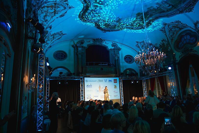 Das Finale des AZ-Modelcontests Schöne Münchnerin: Die Bilder der Gala im Deutschen Theater zum Durchklicken...