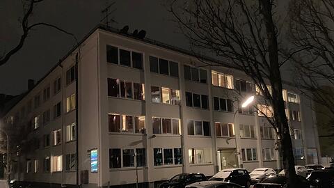 118 Menschen leben in der Gemeinschaftsunterkunft in der Baierbrunner Straße 14.