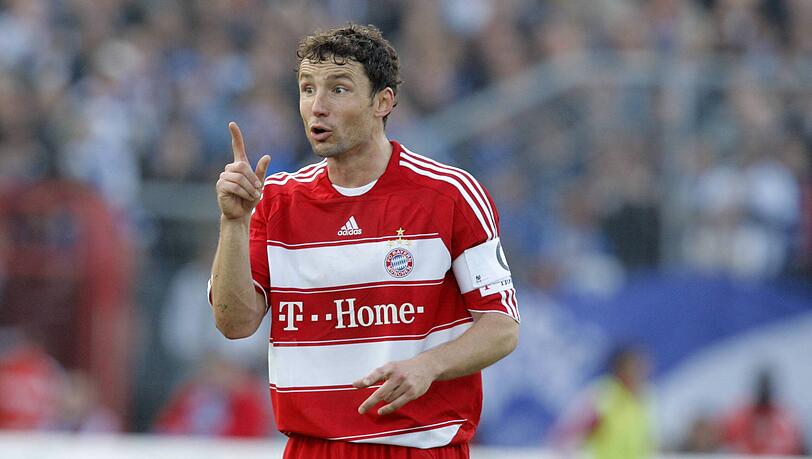 Legte mit seinen Teamkollegen die Taktik selbst fest: Bayerns damaliger Kapit&auml;n Mark van Bommel.
