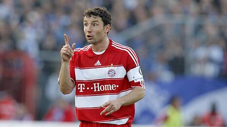 Legte mit seinen Teamkollegen die Taktik selbst fest: Bayerns damaliger Kapit&auml;n Mark van Bommel.