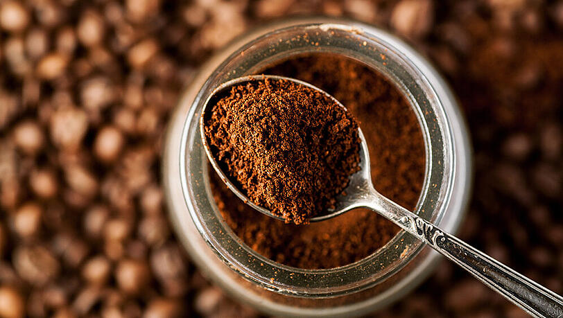 Kaffeesatz kann im Garten und im Haushalt verwendet werden. Kaffeesatz kann im Garten und im Haushalt verwendet werden.