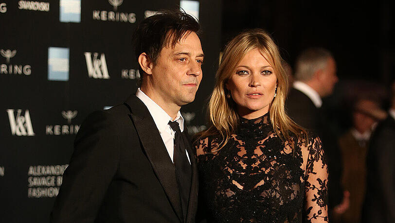 Die Schöne und der Ex: Kate Moss und Jamie Hince haben sich angeblich getrennt Die Schöne und der Ex: Kate Moss und Jamie Hince haben sich angeblich getrennt