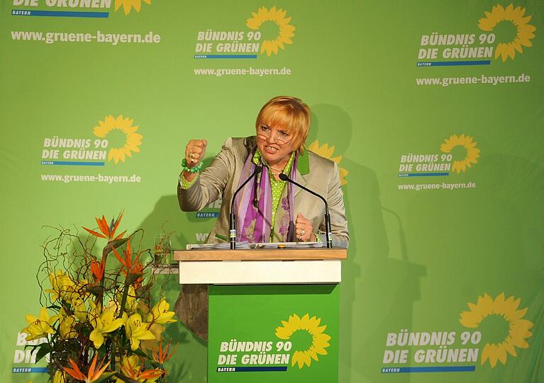 Reden sich am Aschermittwoch in Rage: OB Ude, Claudia Roth, Edmund Stoiber und Co. - sehen Sie hier die Bilder...