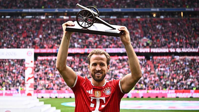 Mit 36 Saisontreffern holt sich Harry Kane zum dritten Mal in Folge die Torjägerkanone. Mit 36 Saisontreffern holt sich Harry Kane zum dritten Mal in Folge die Torjägerkanone.