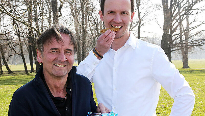 Die Müsli-Männer: Bäcker Georg Valtl und Fitnesstrainer Michael Limmer haben einen Bio-Fitnessriegel entwickelt. Die Müsli-Männer: Bäcker Georg Valtl und Fitnesstrainer Michael Limmer haben einen Bio-Fitnessriegel entwickelt.