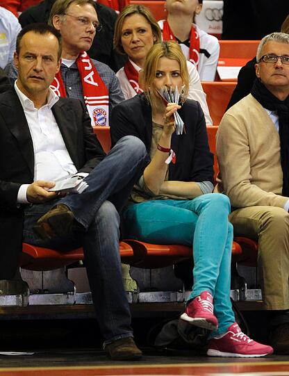 Auch Super-Model Eva Padberg feierte das Team von Dirk Bauermann an.
