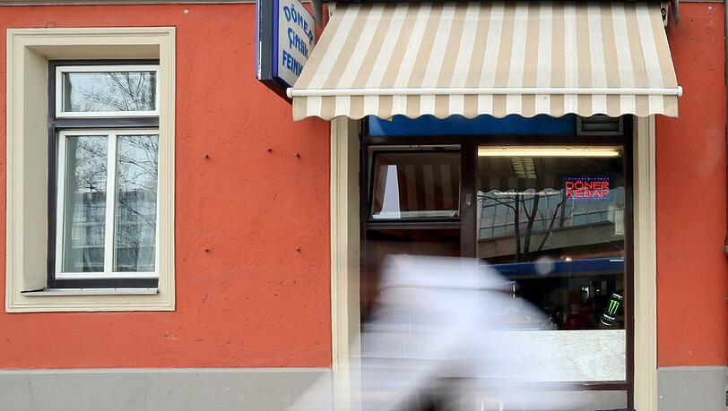 Tatort Trappentreustraße: Hier ist Theodorus Boulgarides 2005 erschossen worden. Um seinem Mörder auf die Spur zu kommen, betrieben Ermittler selbst einen Imbiss.