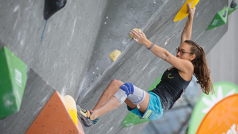 Romy Fuchs aus München startet heuer erstmals bei einem Boulderweltcup in der Erwachsenen-Klasse.