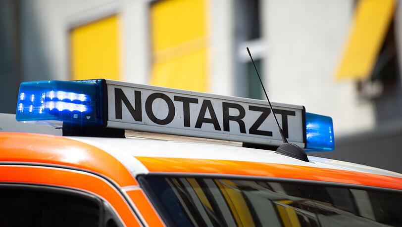Zwei Kinder und ihr Vater wurden verletzt in ein Münchner Krankenhaus eingeliefert.