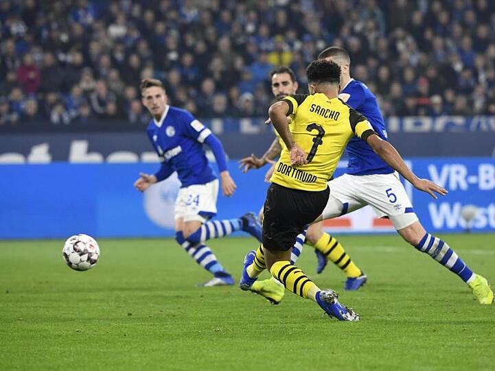 Jadon Sancho entschied das Revierderby mit seinem Tor zum 2:1.
