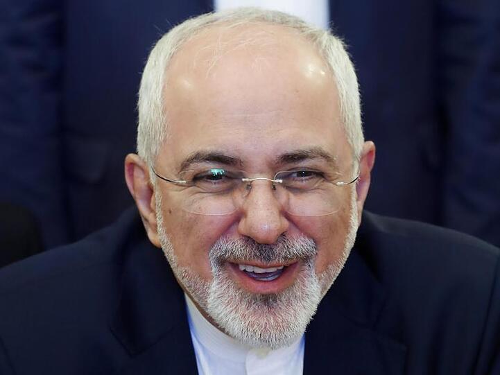 In Teheran kursieren Gerüchte, Außenminister Sarif wolle in New York eventuell ein Treffen mit der amerikanischen Seite am Rande der UN-Vollversammlung im September vorbereiten.