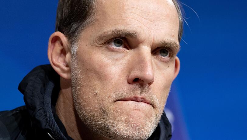 Trainer Thomas Tuchel von München nimmt nach dem Spiel an einer Pressekonferenz teil.
