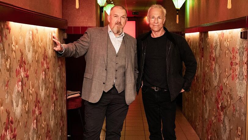 Freddy Schenk (Dietmar Bär, li.) und Max Ballauf (Klaus J. Behrendt) ermitteln im "Tatort: Siebte Etage" im Bordell.